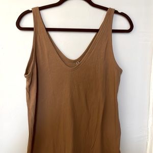 EVERLANE TANK TOP